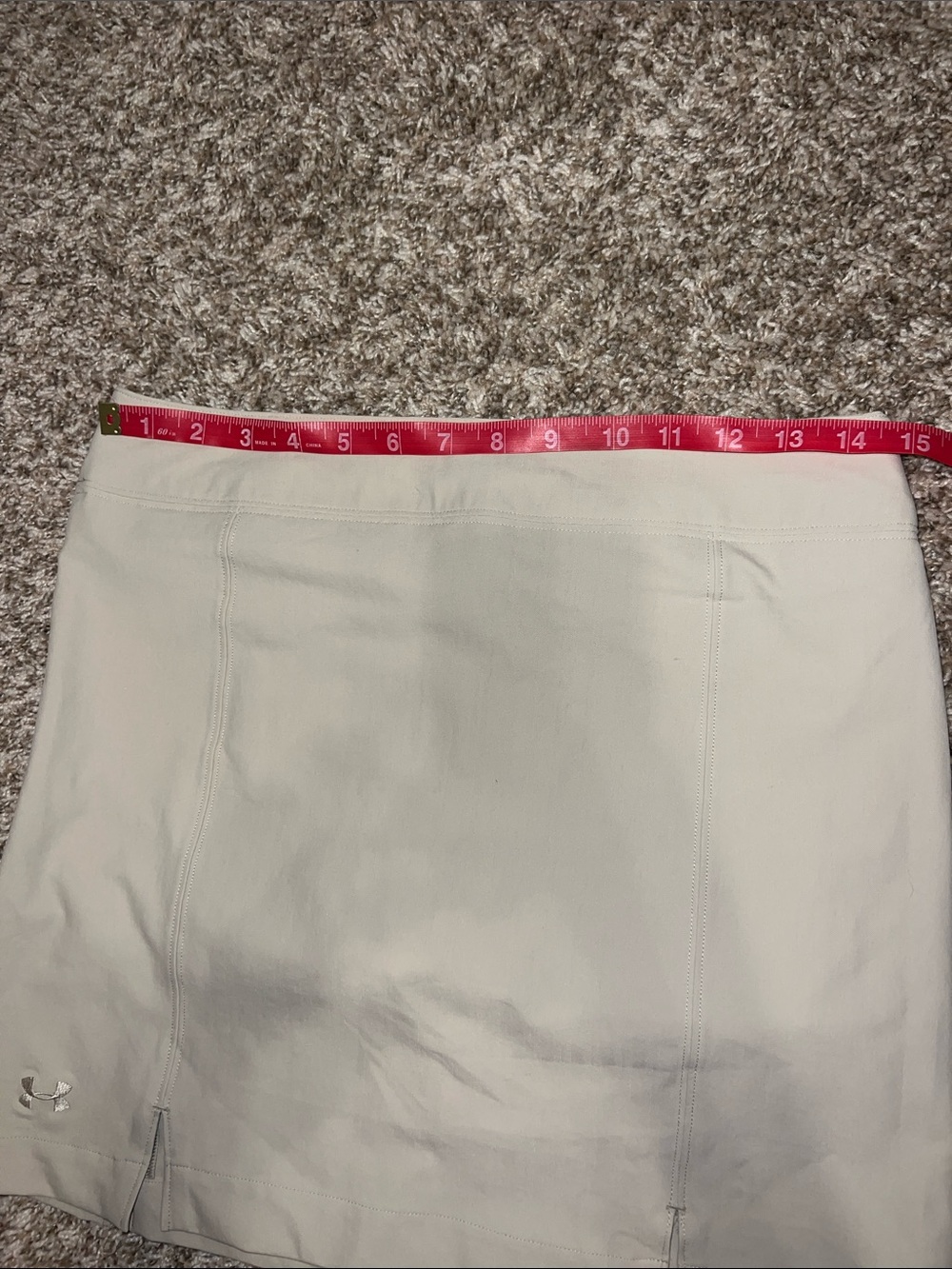 NWT! Under Armour Relaxed Fit Khaki Performance Golf Skort size 6! - Picture 13 of 16